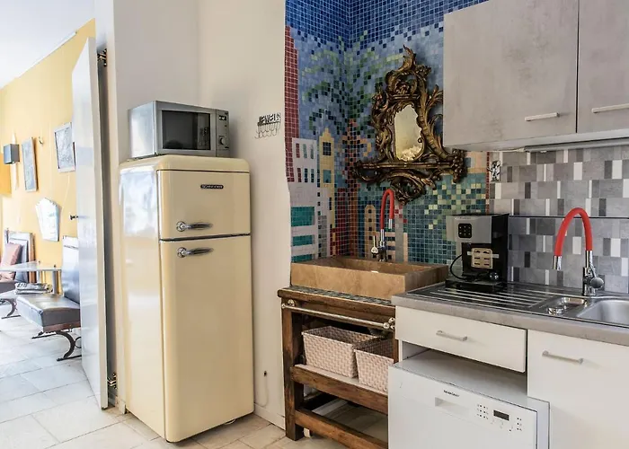 Montmartre - Androuet * Paris